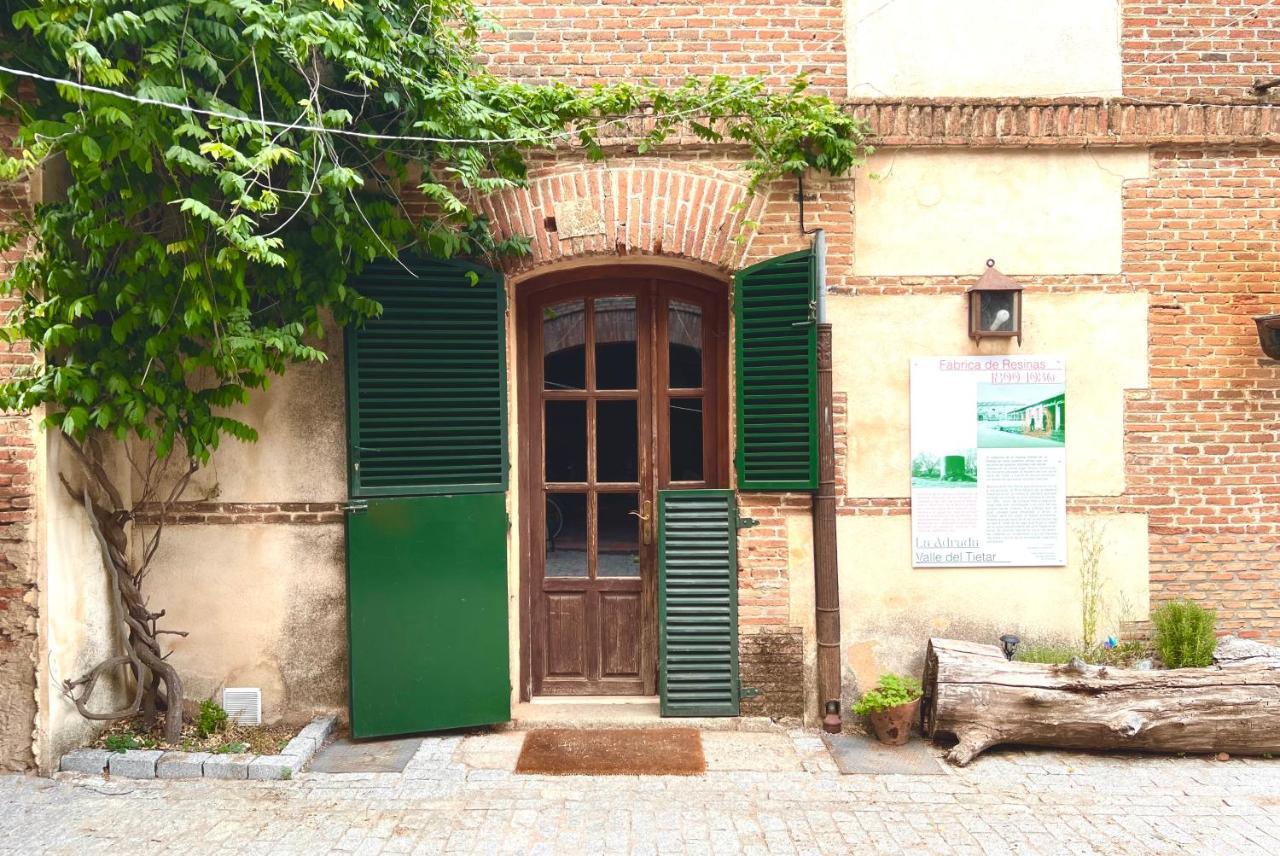 Posada Rural La Resinera La Adrada Ngoại thất bức ảnh