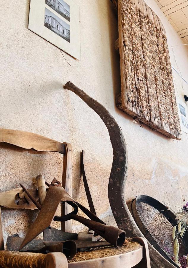 Posada Rural La Resinera La Adrada Ngoại thất bức ảnh