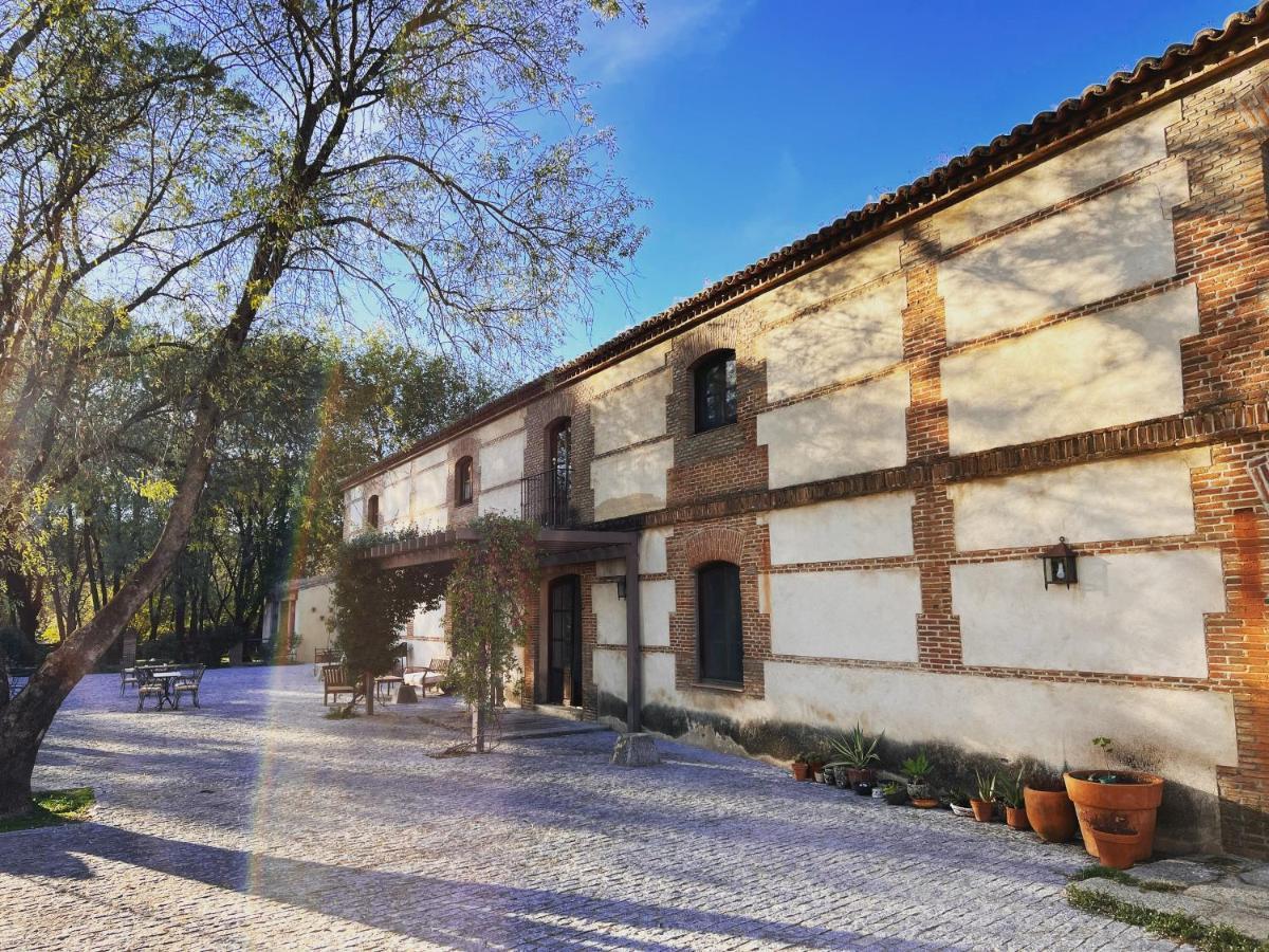 Posada Rural La Resinera La Adrada Ngoại thất bức ảnh